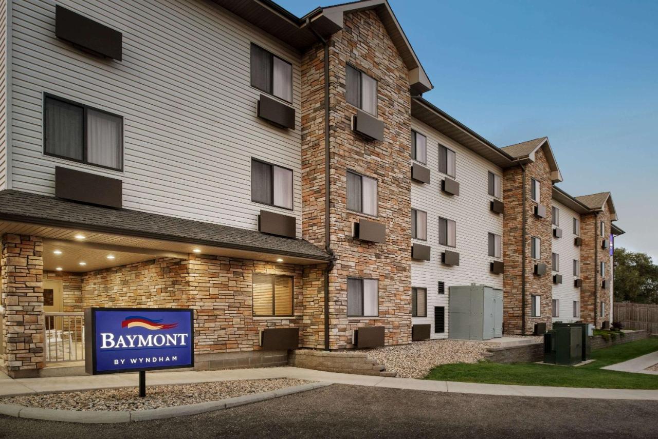 Baymont By Wyndham Glenwood Hotel Exterior photo